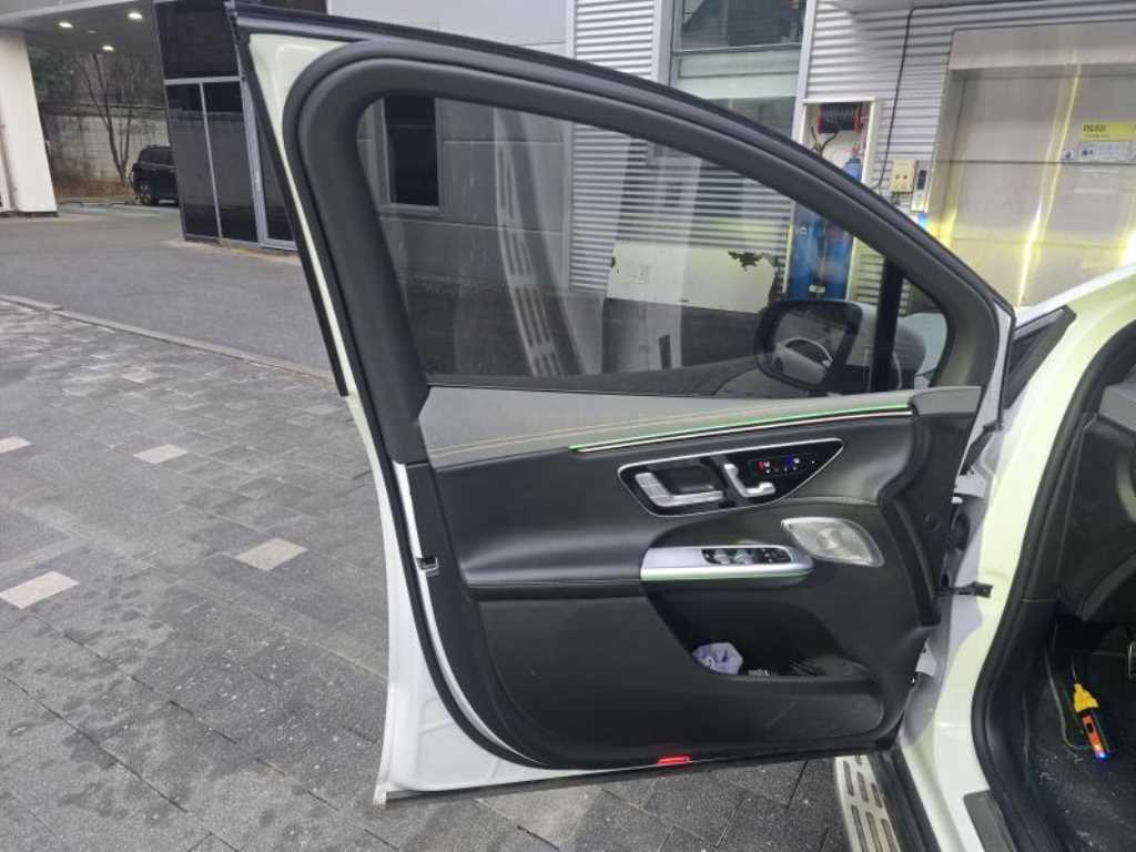 Mercedes Benz EQE 2023 Blanco - Importación desde Corea - HF Imports Iquique - Foto 18