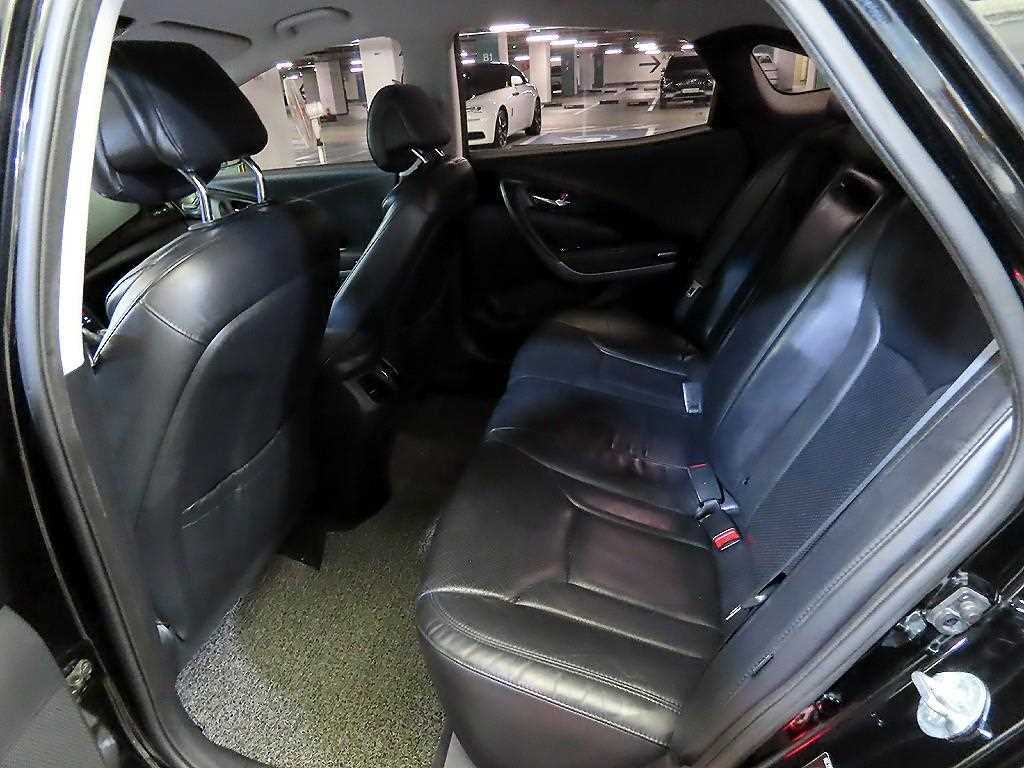 HYUNDAI Grandeur - Vista 7