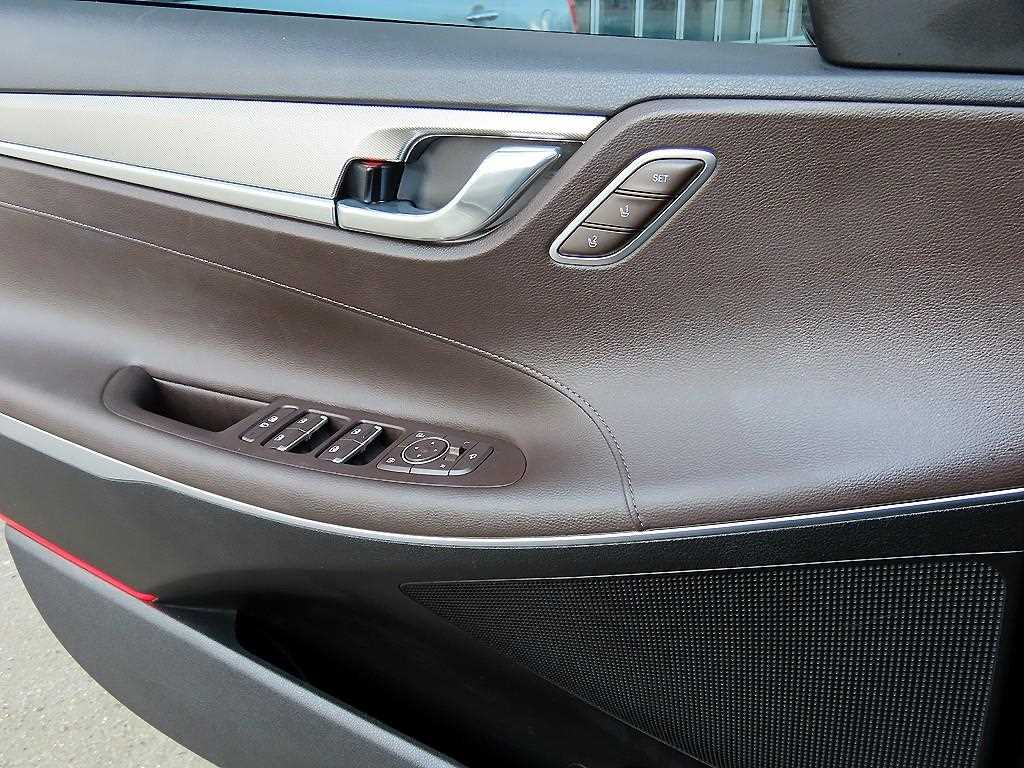 HYUNDAI Grandeur - Vista 11