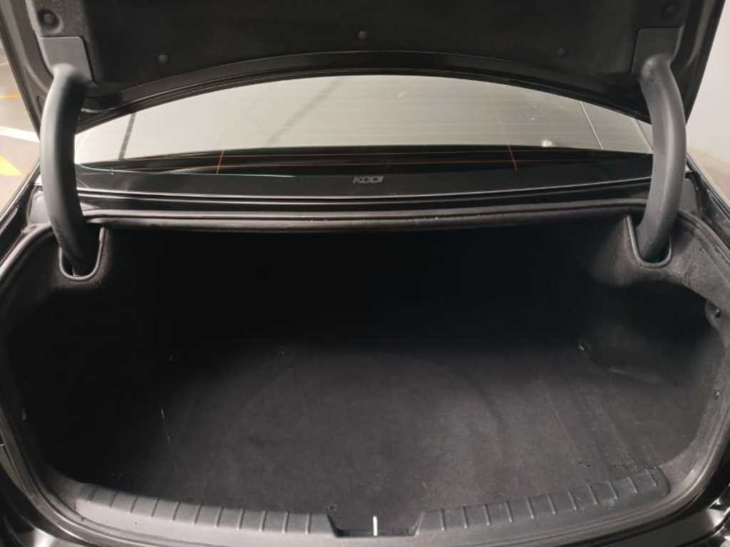 KIA K7 2016 Negro - Importación desde Corea - HF Imports Iquique - Foto 18