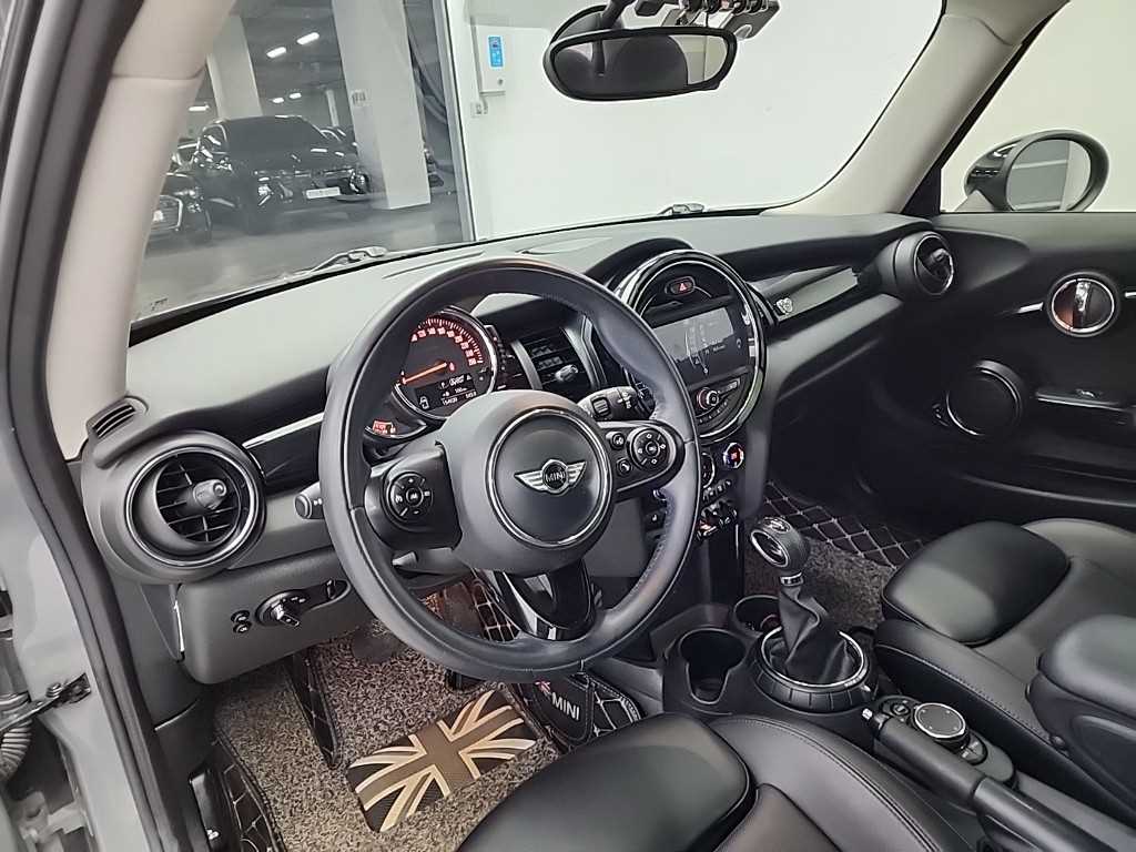 Mini Cooper - Vista 7