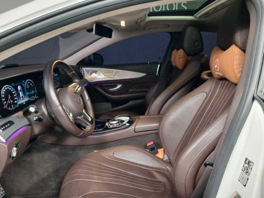 Mercedes Benz CLS Class - Vista 7