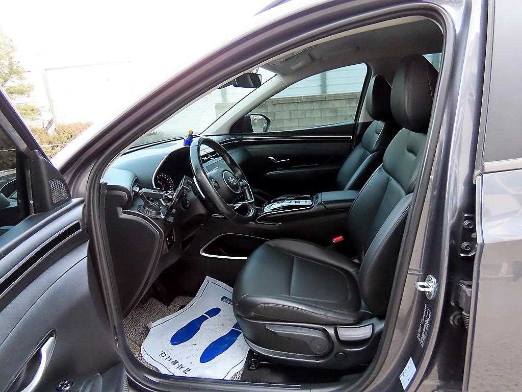 HYUNDAI Tucson - Vista 5