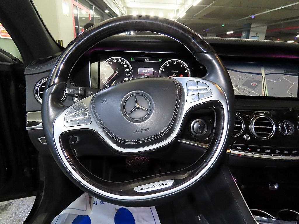 Mercedes Benz S Class - Vista 8