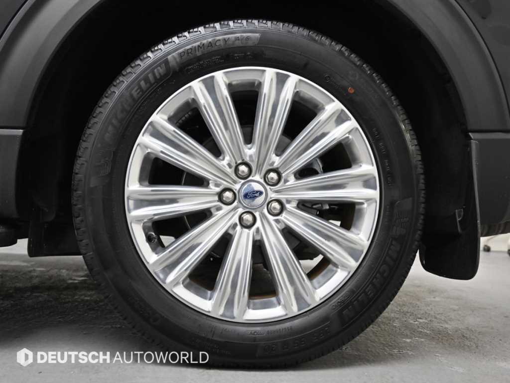 Ford Explorer - Vista 5