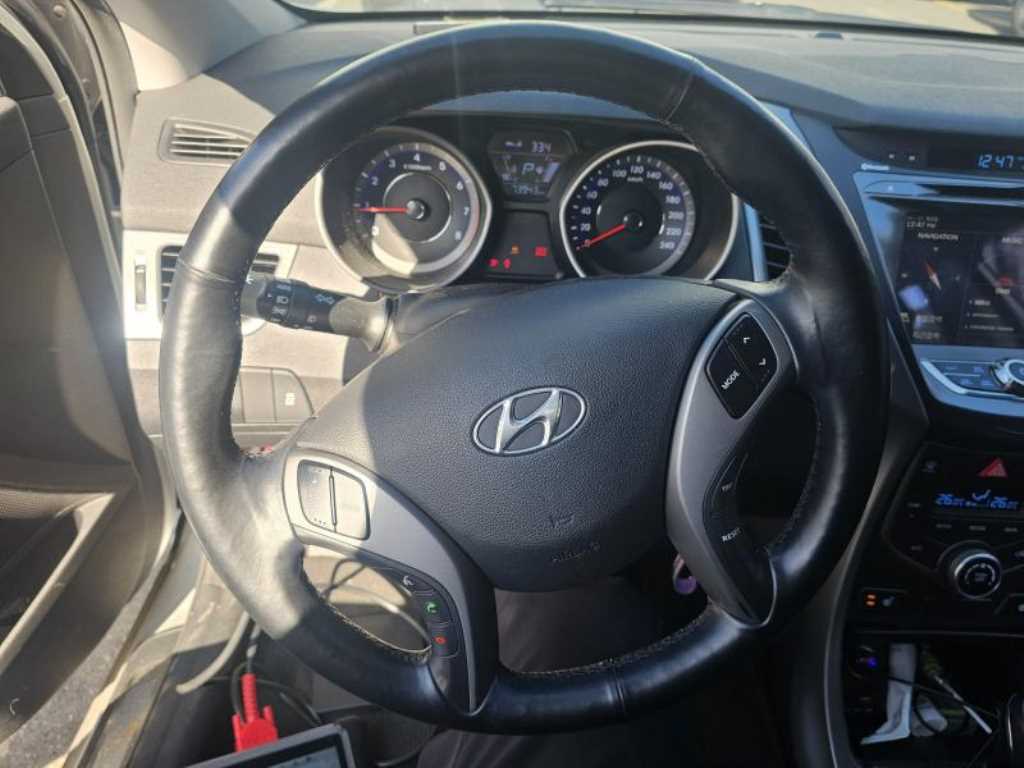 HYUNDAI Avante 2014 Gris - Importación desde Corea - HF Imports Iquique - Foto 14