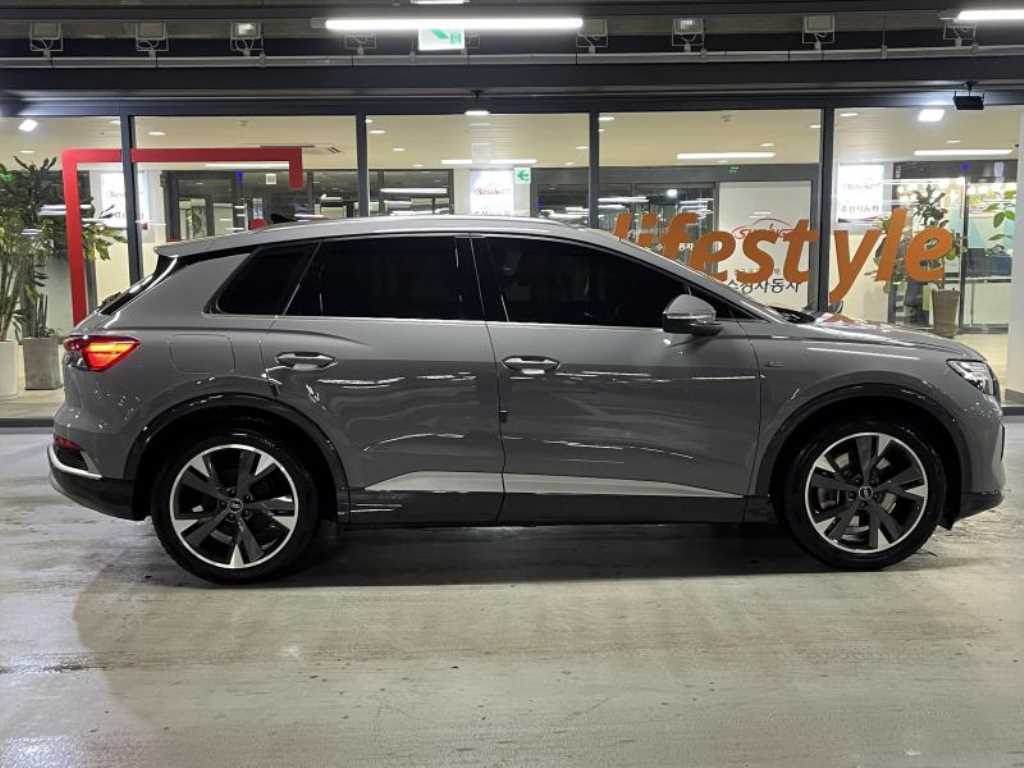Audi Q4 - Vista 3
