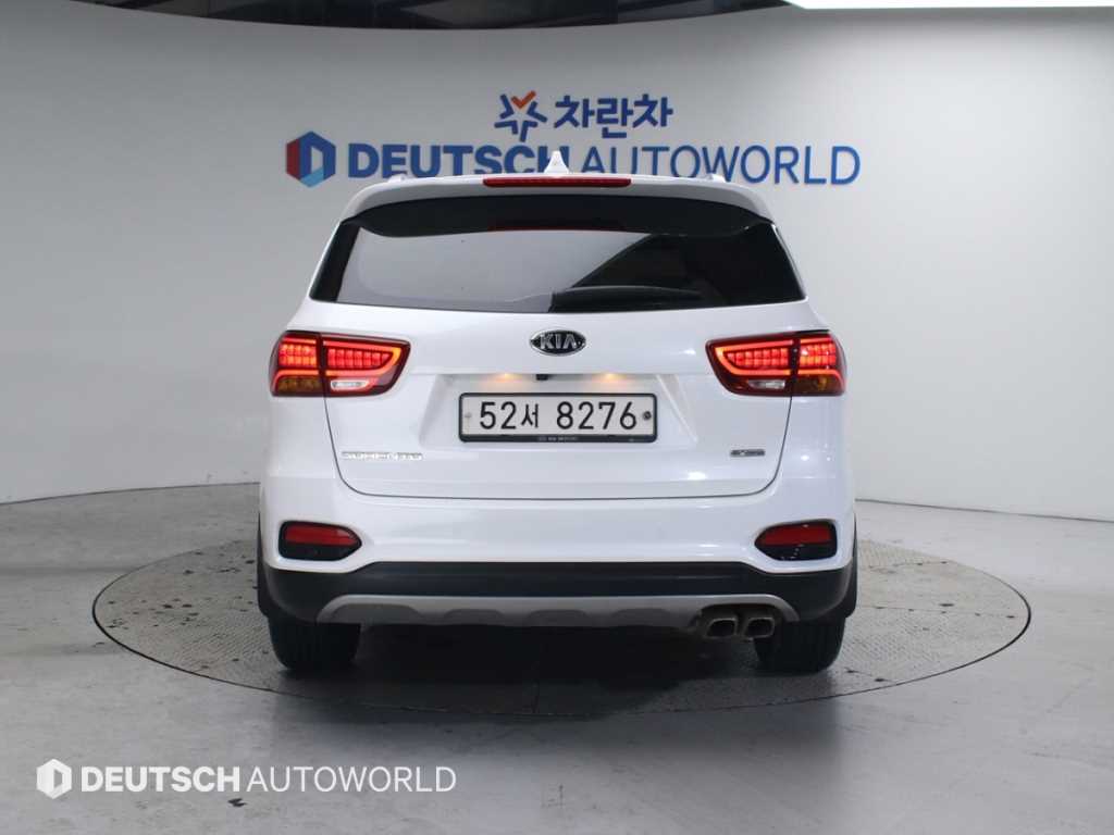 KIA Sorento - Vista 4