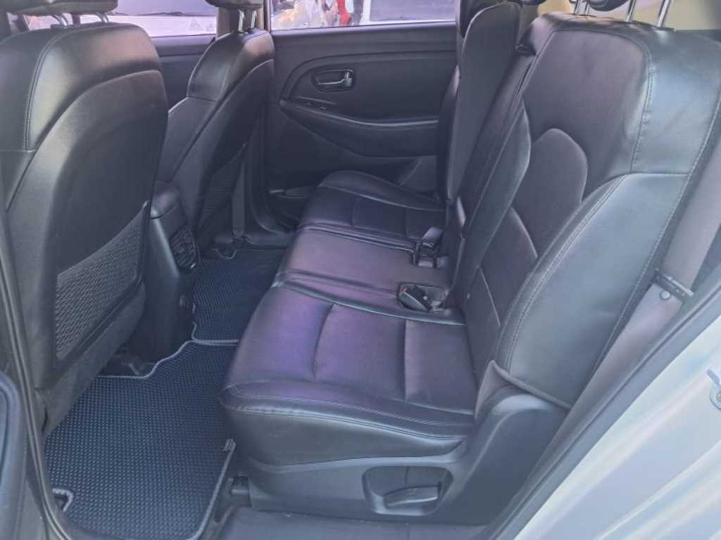 KIA Carens 2016 Plateado - Importación desde Corea - HF Imports Iquique - Foto 15