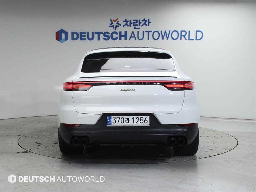 Porsche Cayenne - Vista 4