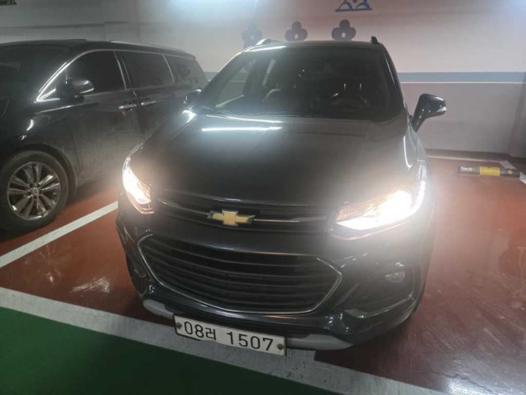 Chevrolet Trax 2018 Gris - Importación desde Corea - HF Imports Iquique - Foto 1