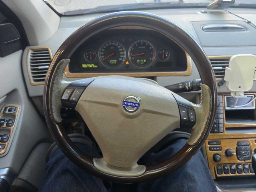 Volvo XC90 - Vista 4