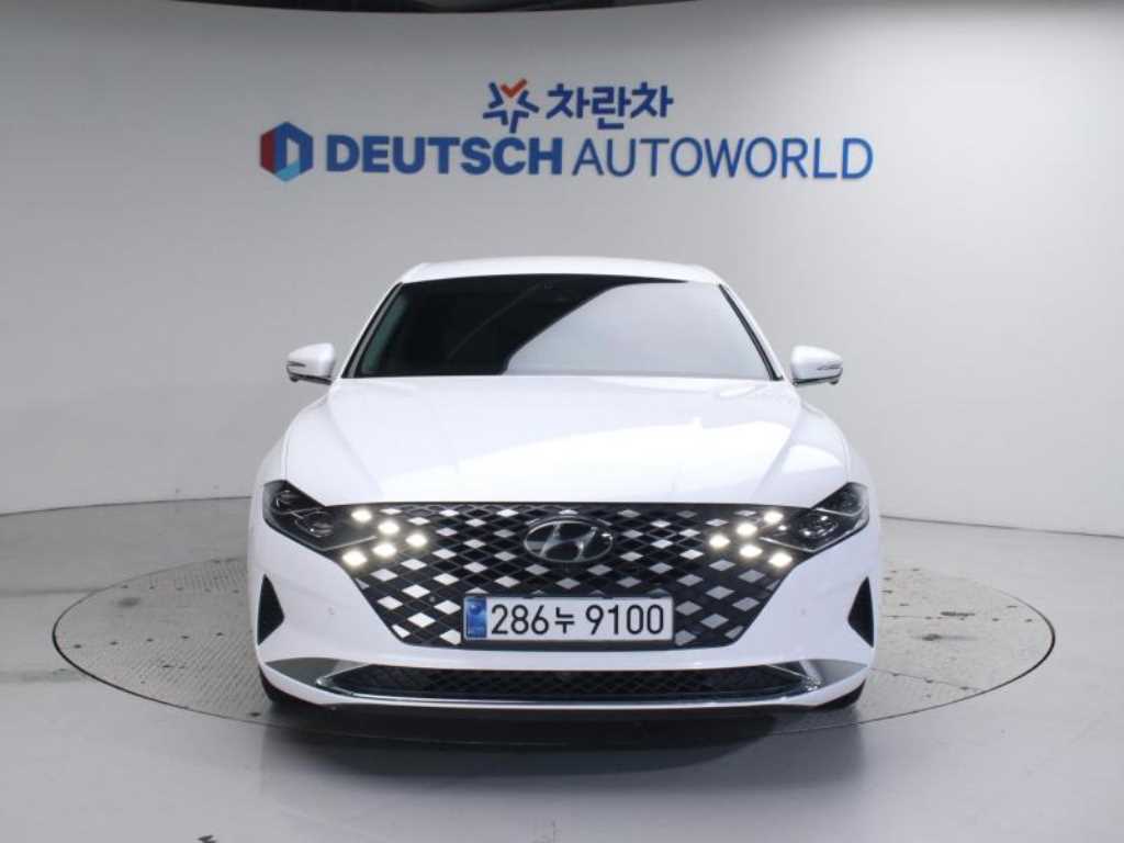 HYUNDAI Grandeur - Vista 4