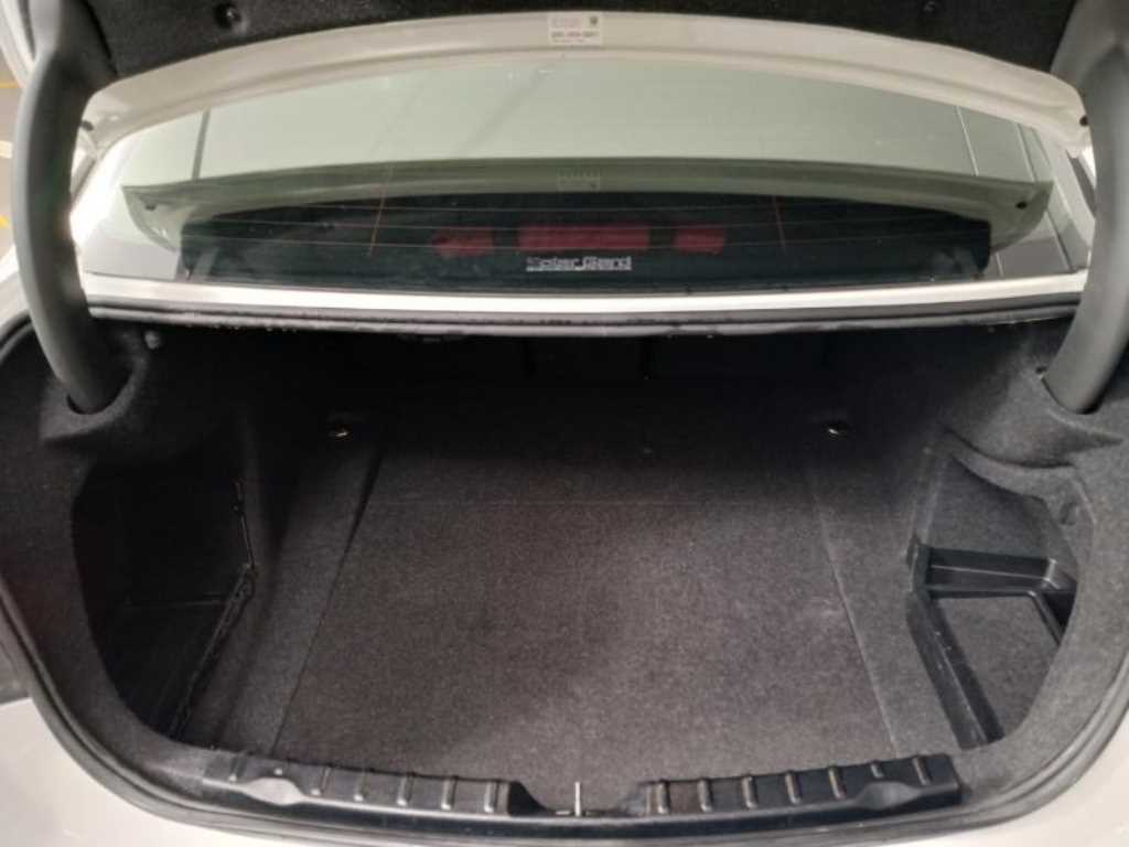 BMW 3 series 2018 Blanco - Importación desde Corea - HF Imports Iquique - Foto 18