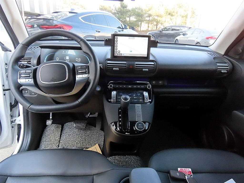 HYUNDAI Casper - Vista 7