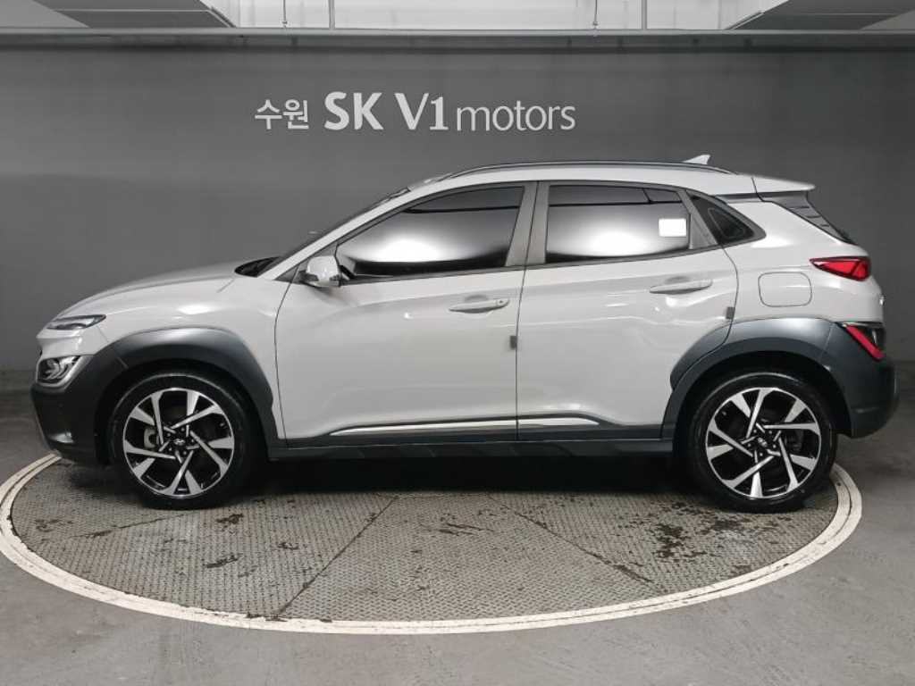 HYUNDAI Kona - Vista 4