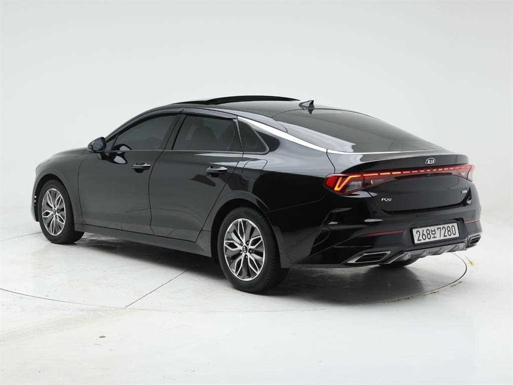 KIA K5 - Vista 4