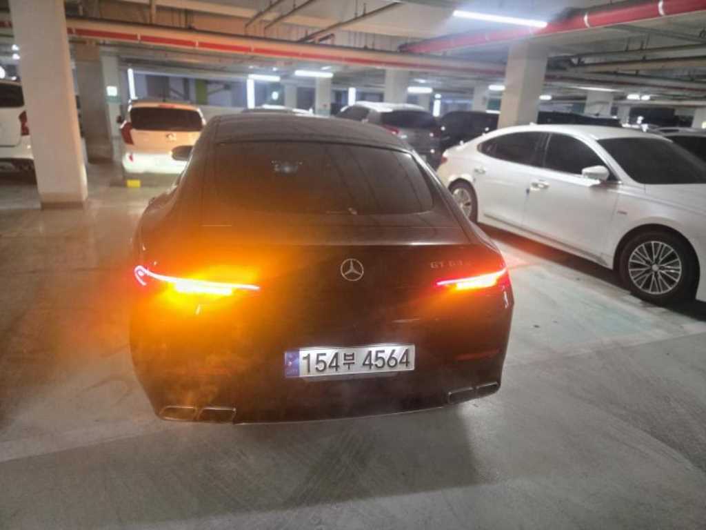 Mercedes Benz AMG GT - Vista 4