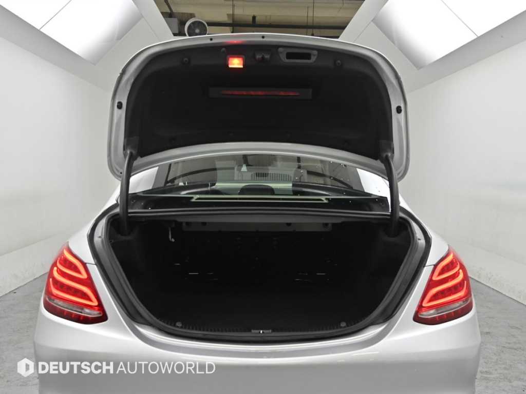 Mercedes Benz C Class 2015 Plateado - Importación desde Corea - HF Imports Iquique - Foto 20