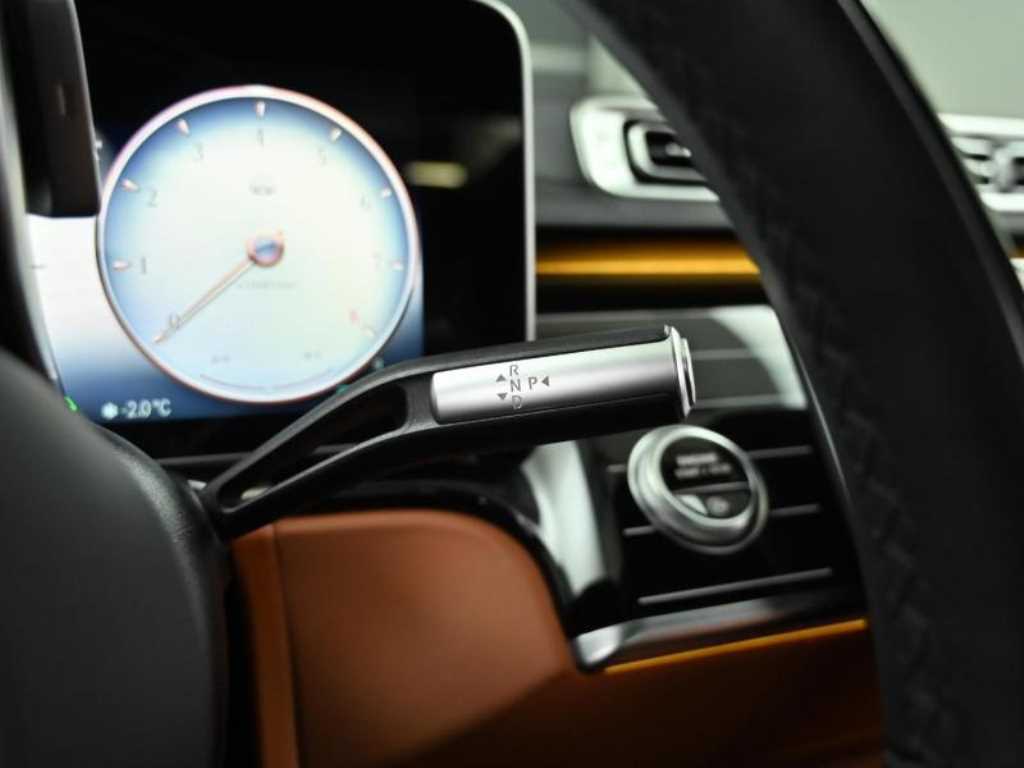 Mercedes Benz S Class - Vista 9