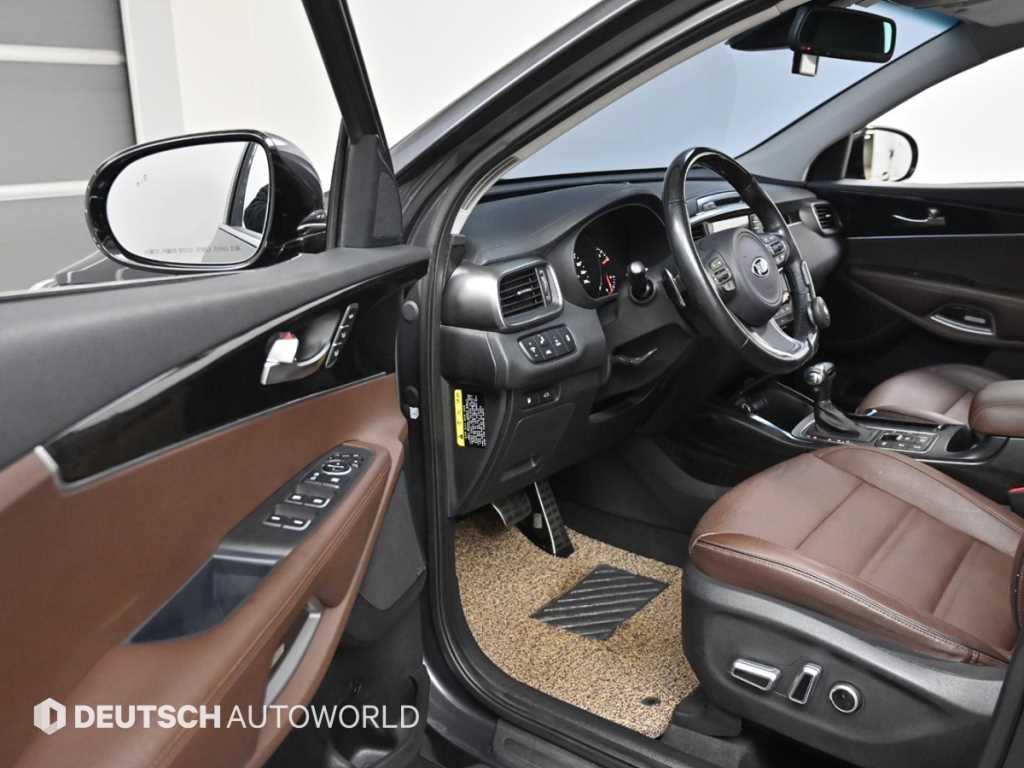 KIA Sorento - Vista 11