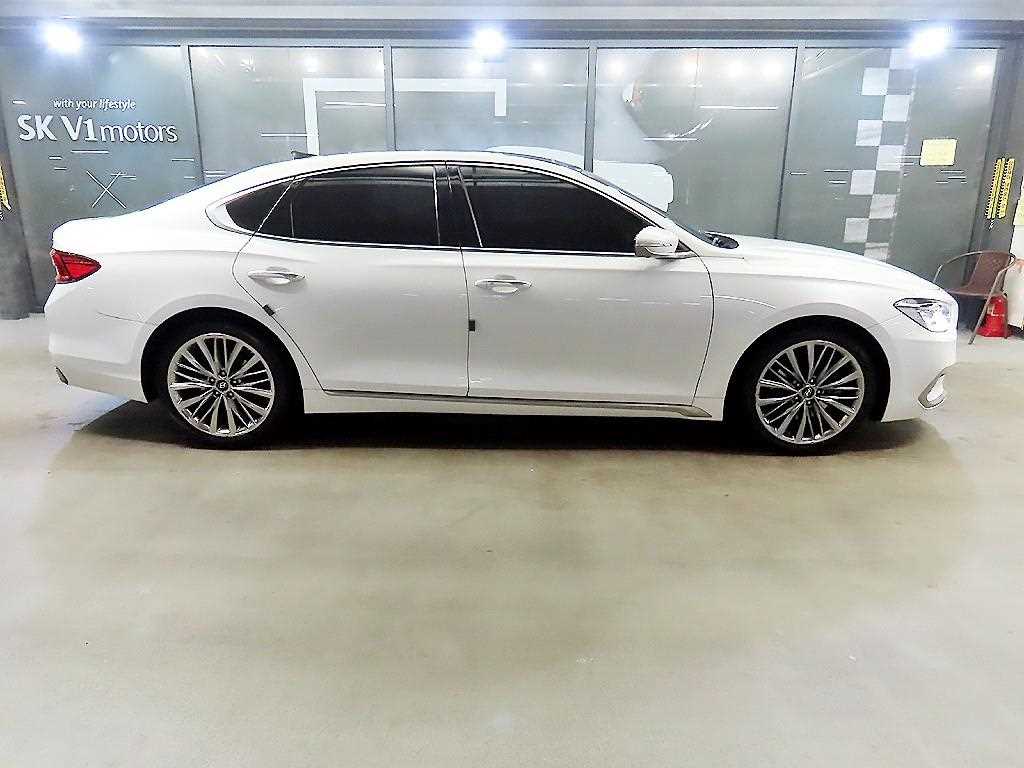 HYUNDAI Grandeur - Vista 3