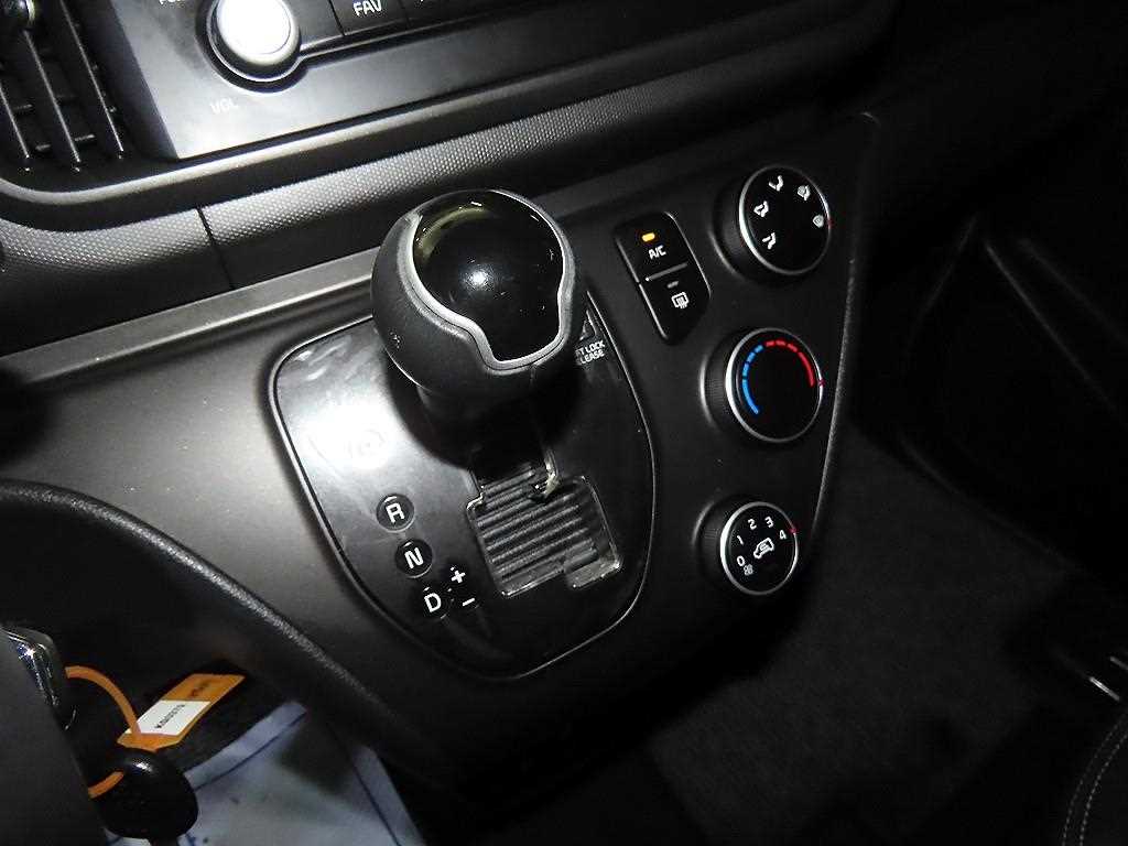 KIA Ray 2024 the color of pearl - Importación desde Corea - HF Imports Iquique - Foto 13