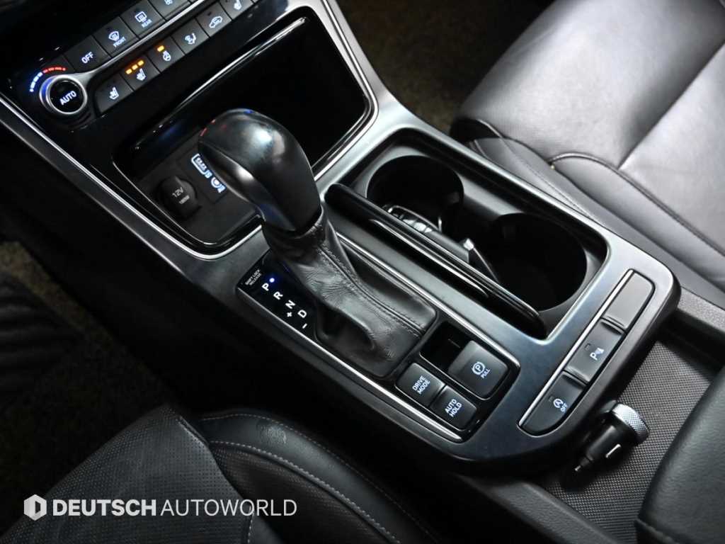 HYUNDAI Grandeur - Vista 9