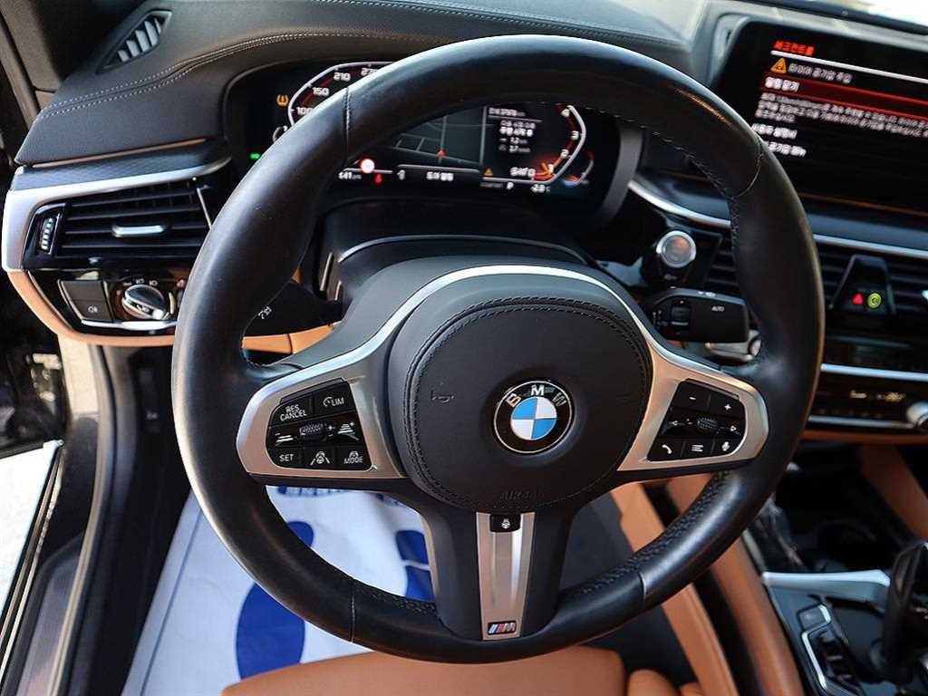 BMW 5 Series - Vista 8