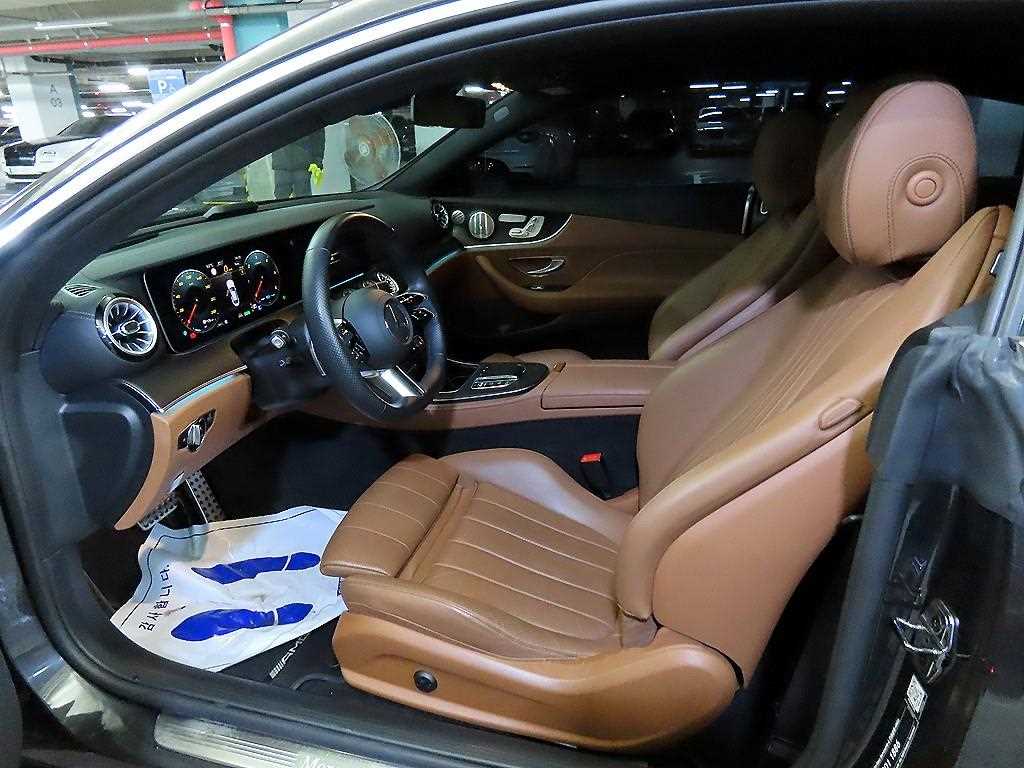 Mercedes Benz E class - Vista 6