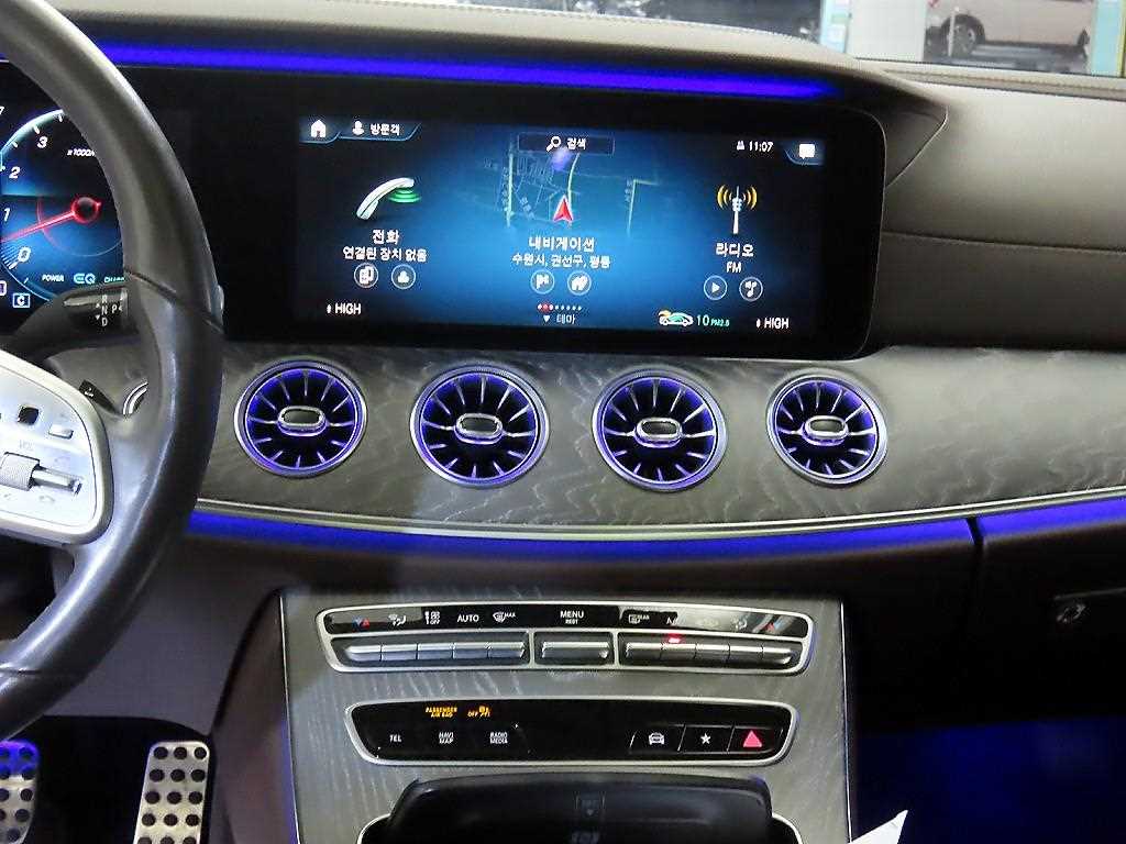 Mercedes Benz CLS Class - Vista 11