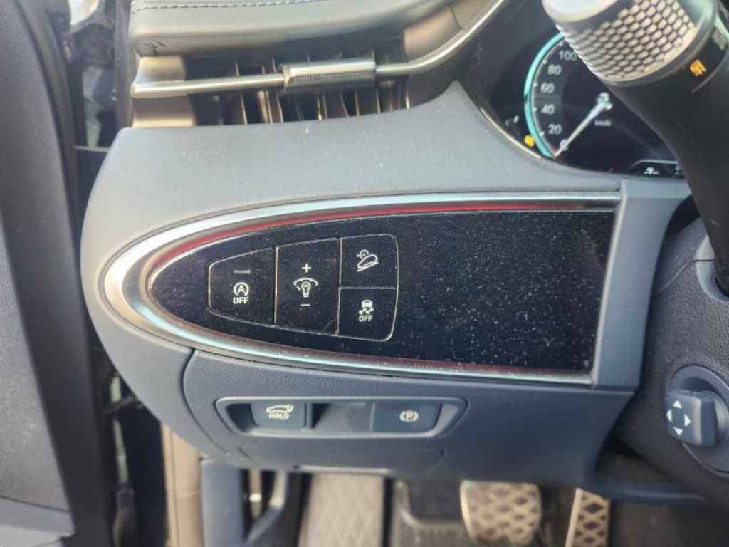 Genesis GV70 - Vista 12