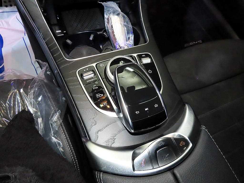 Mercedes Benz C Class 2022 Azul - Importación desde Corea - HF Imports Iquique - Foto 15