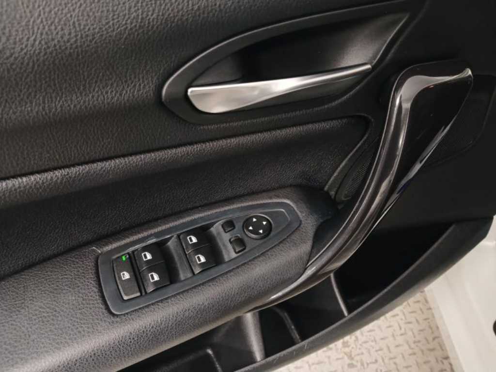 BMW 1 series - Vista 9