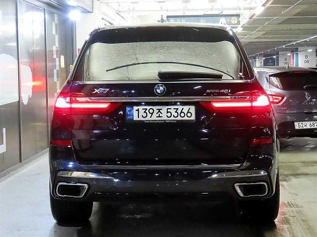 BMW X7 - Vista 5