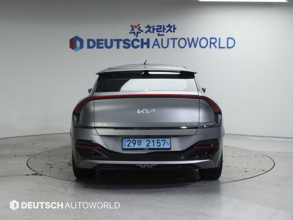 KIA EV6 - Vista 4