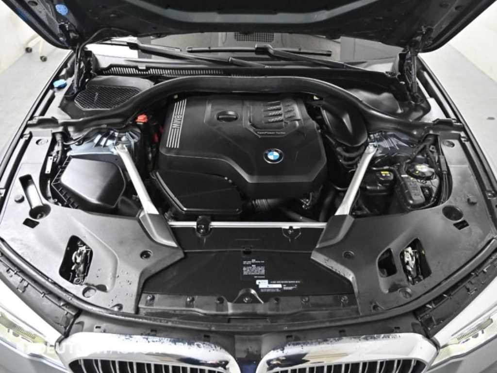 BMW 5 Series - Vista 6