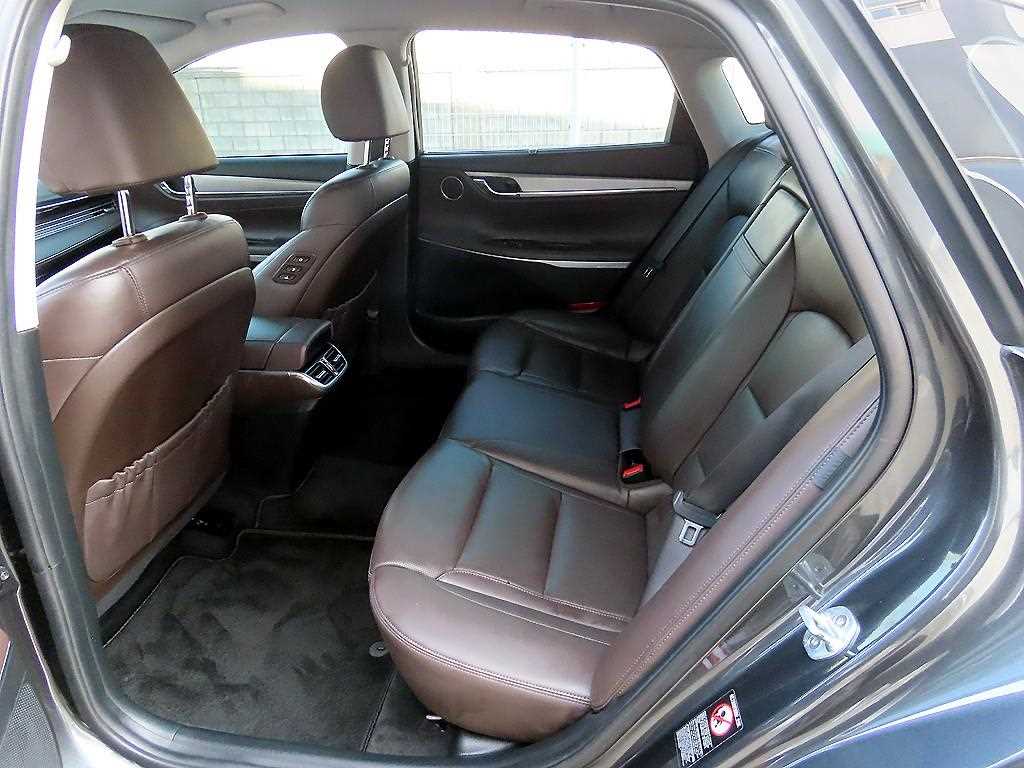 HYUNDAI Grandeur - Vista 6