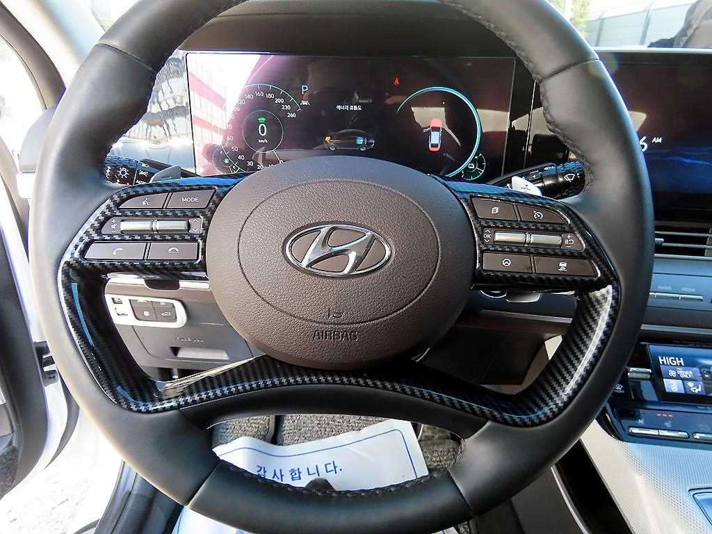 HYUNDAI Grandeur - Vista 8