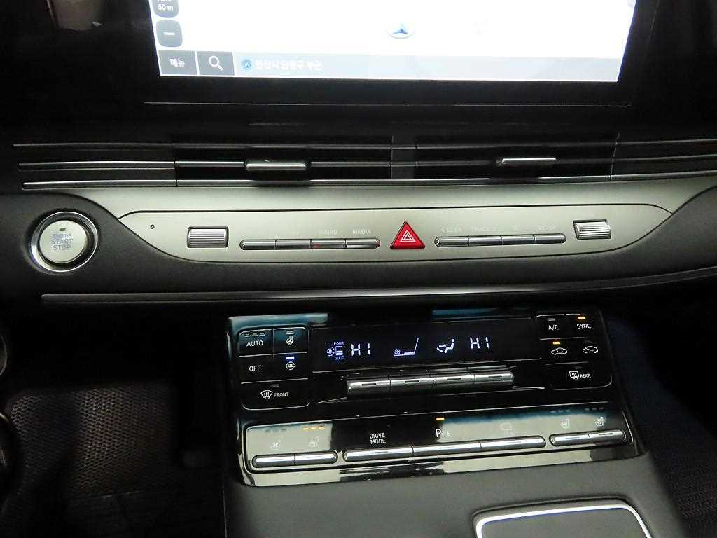 HYUNDAI Grandeur - Vista 10