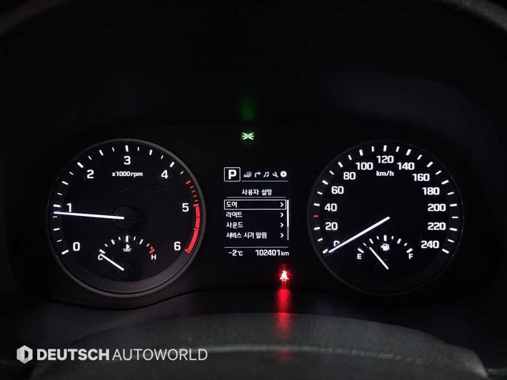 HYUNDAI Tucson - Vista 8