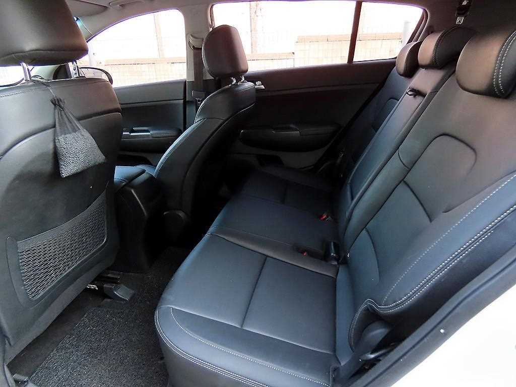 KIA Sportage - Vista 6