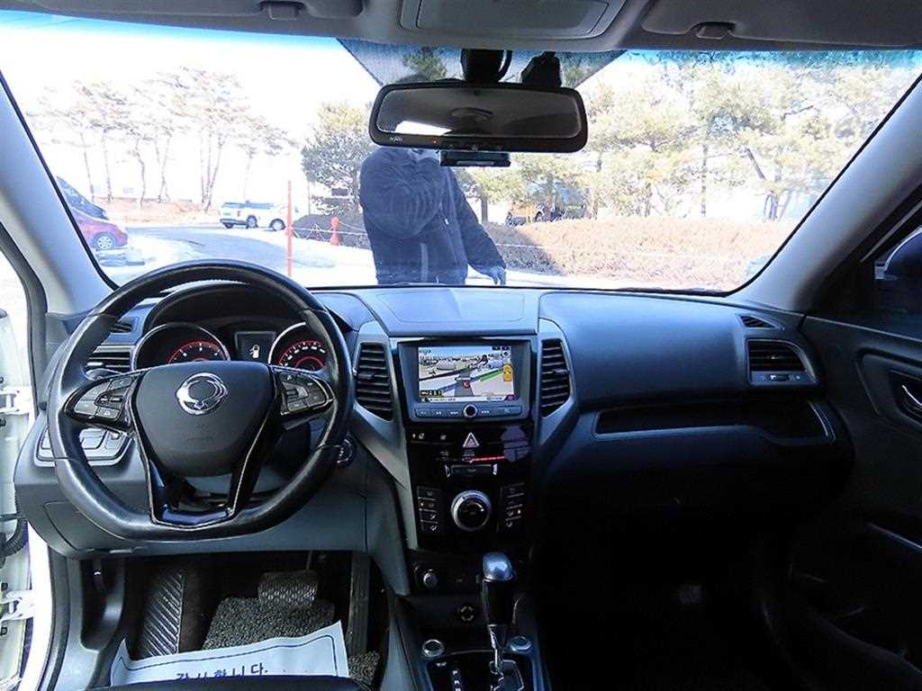 Ssangyong Tivoli - Vista 7