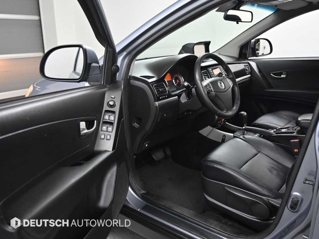 Ssangyong Korando - Vista 11