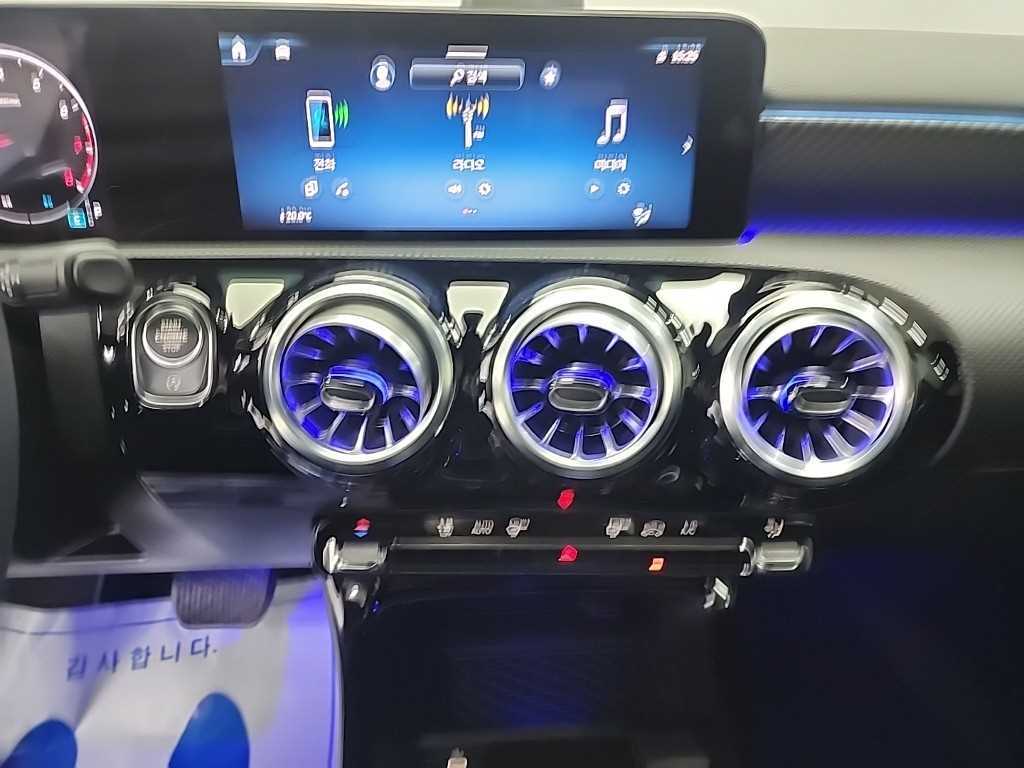 Mercedes Benz A Class - Vista 10