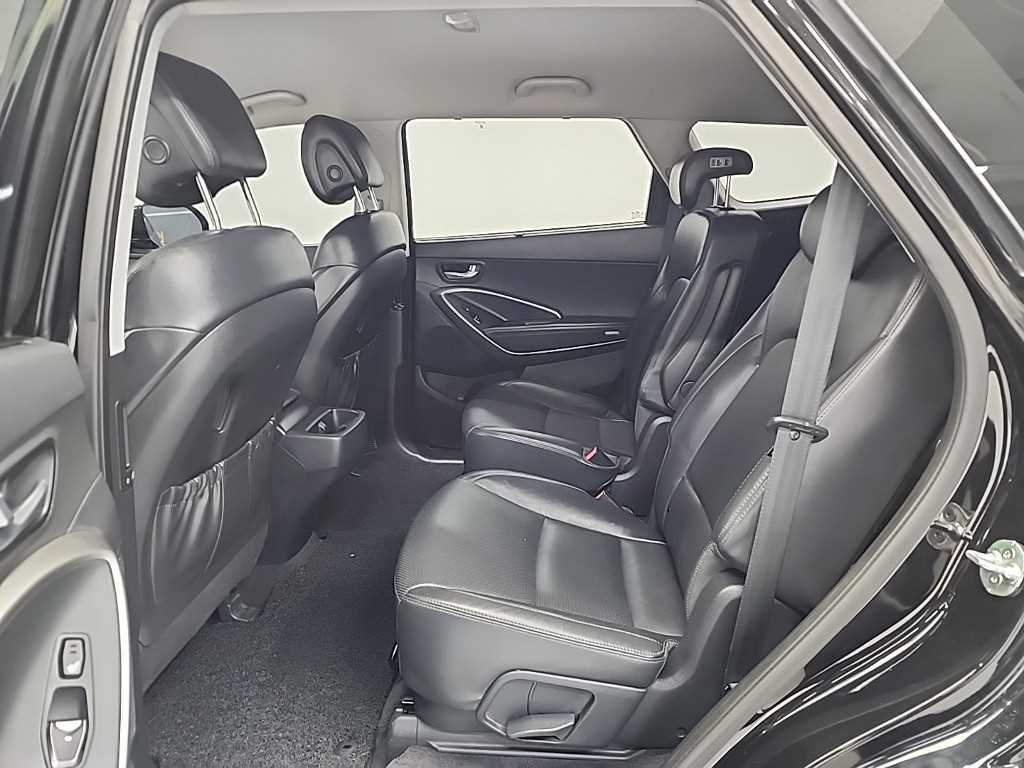 HYUNDAI Maxcruz - Vista 12