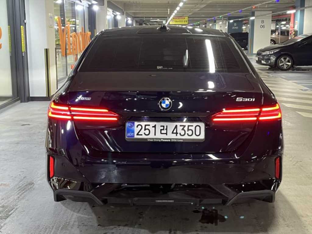 BMW 5 Series - Vista 5