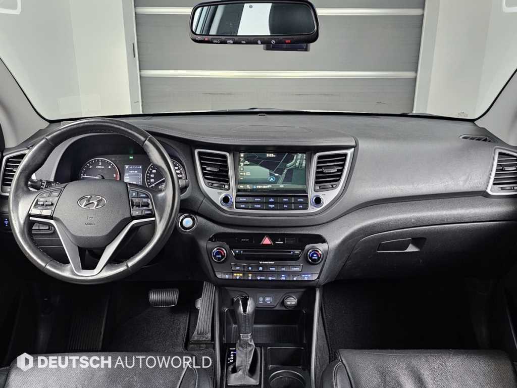 HYUNDAI Tucson - Vista 7