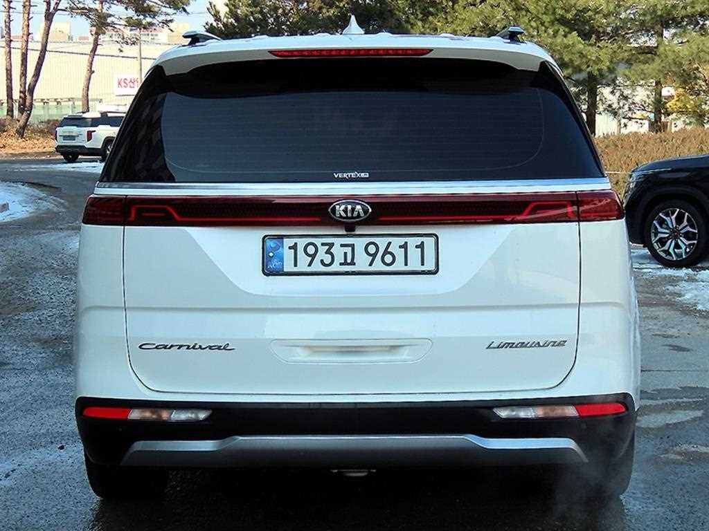 KIA Carnival - Vista 4