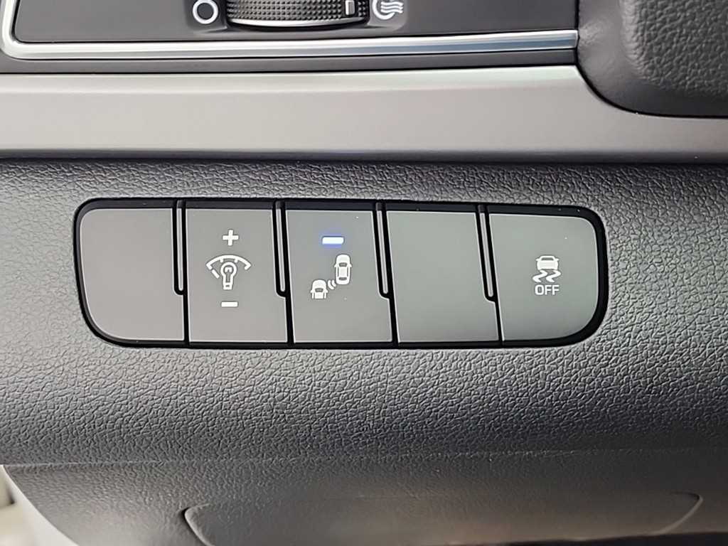 HYUNDAI Avante 2018 - Importación desde Corea - HF Imports Iquique - Foto 16